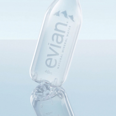 라벨 없는 에비앙
